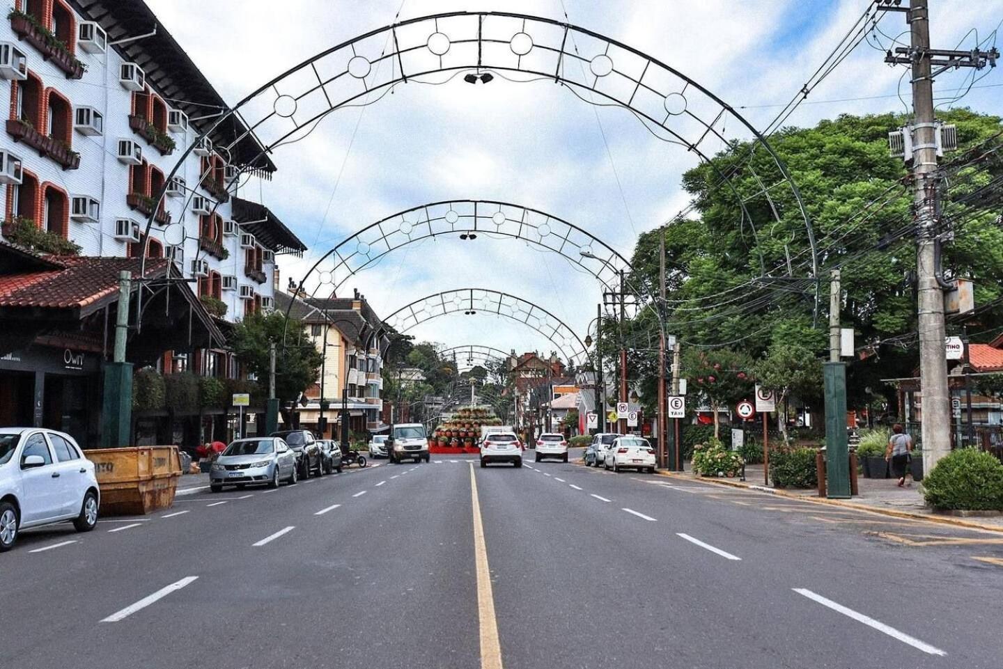 Locar-In Gramado - Loft A 50 M Da Rua Coberta.アパートメント エクステリア 写真
