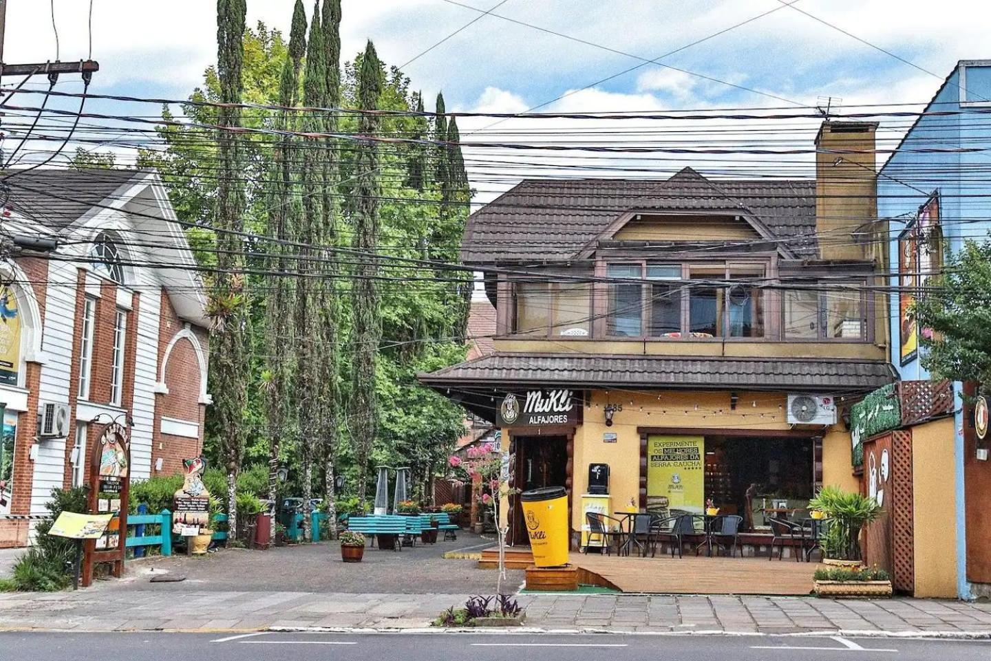 Locar-In Gramado - Loft A 50 M Da Rua Coberta.アパートメント エクステリア 写真